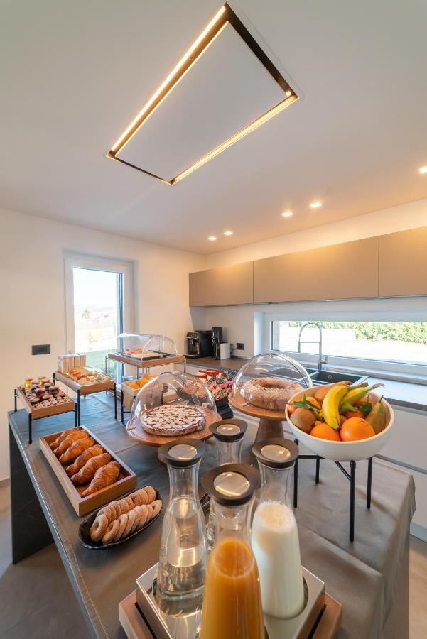 Villa Porrelli Rooms & Spa Suite San Demetrio ne' Vestini 外观 照片